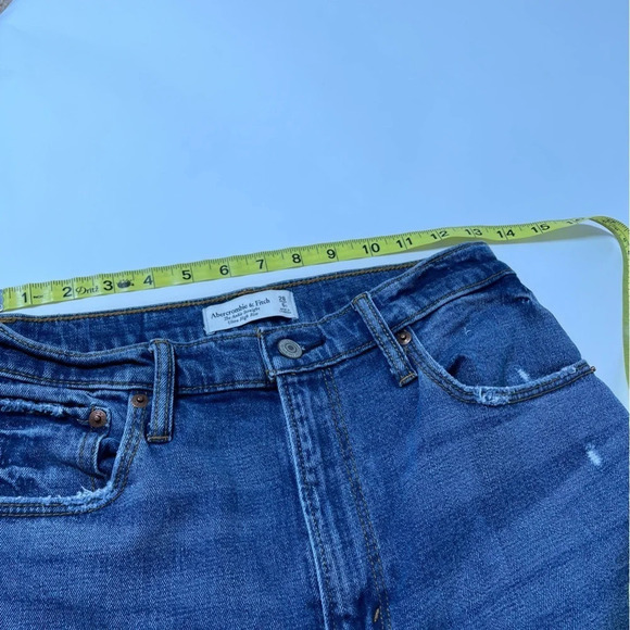 Abercrombie & Fitch The Ankle Straight Ultra High Rise Jean Size 28 / 6 - Picture 12 of 12
